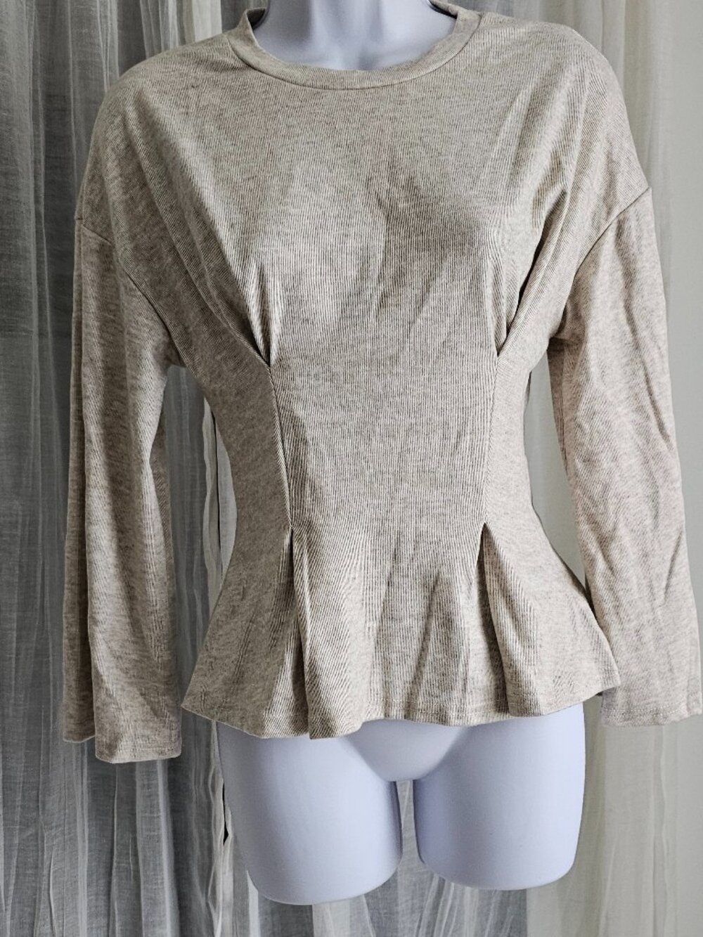 Women's Flare Long Sleeve Crew Neck Peplum Top Cream Size S NEW